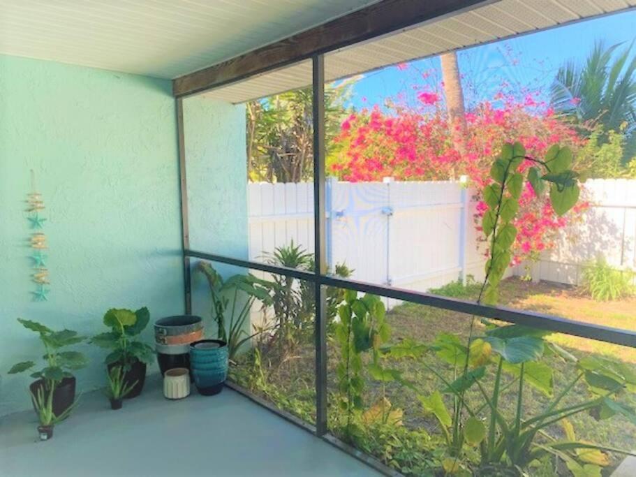 Bright And Beachy 2Bed 1Bath Home - Unit 210 可可比奇 外观 照片