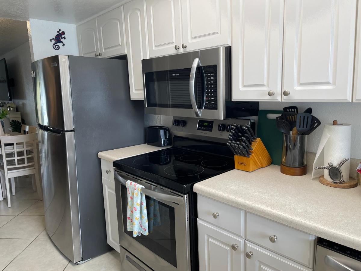 Bright And Beachy 2Bed 1Bath Home - Unit 210 可可比奇 外观 照片