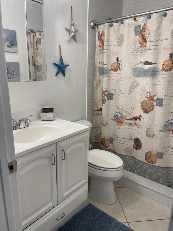Bright And Beachy 2Bed 1Bath Home - Unit 210 可可比奇 外观 照片